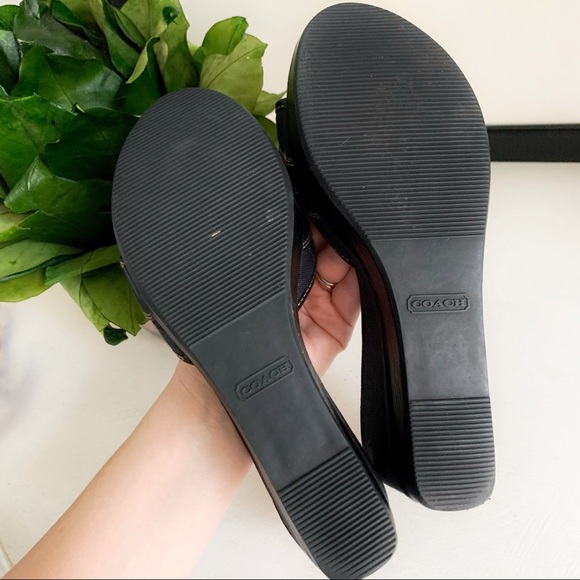 ❤️COACH❤️Greta Fabric Logo Wedges❤️Brass Hardware Buckle Design - Picture 6 of 7